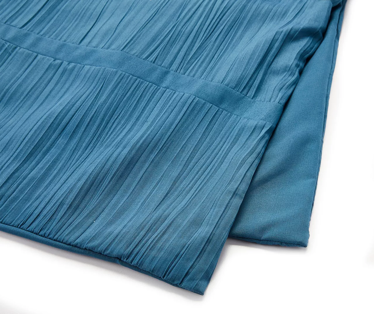 Broyhill Crinkle Comforter Set Broyhill Crinkle Comforter Set -Big Lots Furniture Store 810515398 2