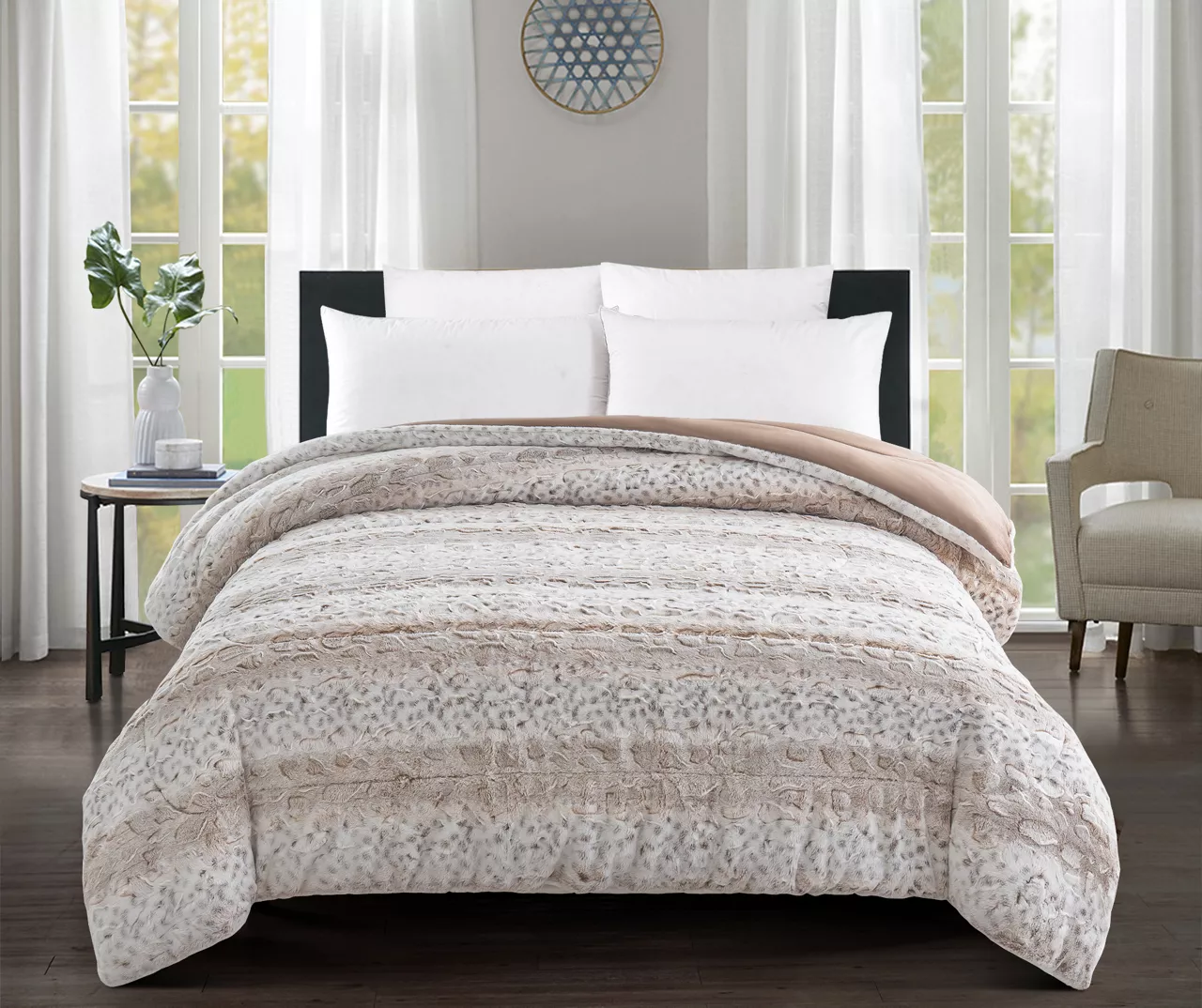 Broyhill Tan Animal Print Faux Fur Comforter Broyhill Tan Animal Print Faux Fur Comforter -Big Lots Furniture Store 810573791 810573793