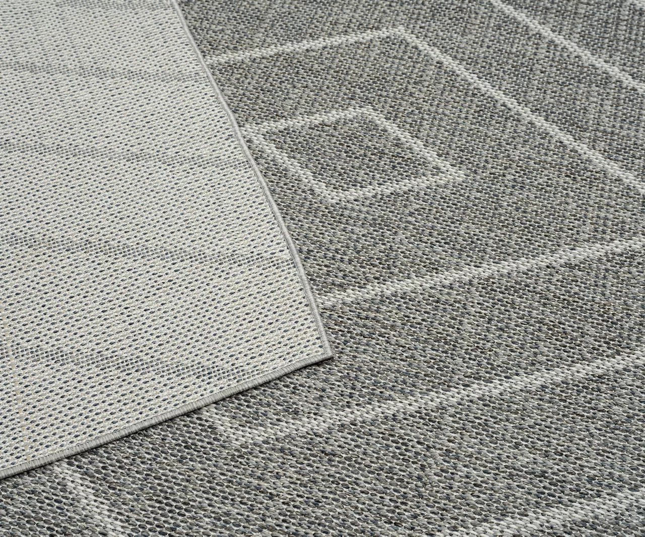 Broyhill Jani Lagos Gray Geometric Outdoor Area Rug Broyhill Jani Lagos Gray Geometric Outdoor Area Rug -Big Lots Furniture Store 810586754 810586755 810586756 A0 3